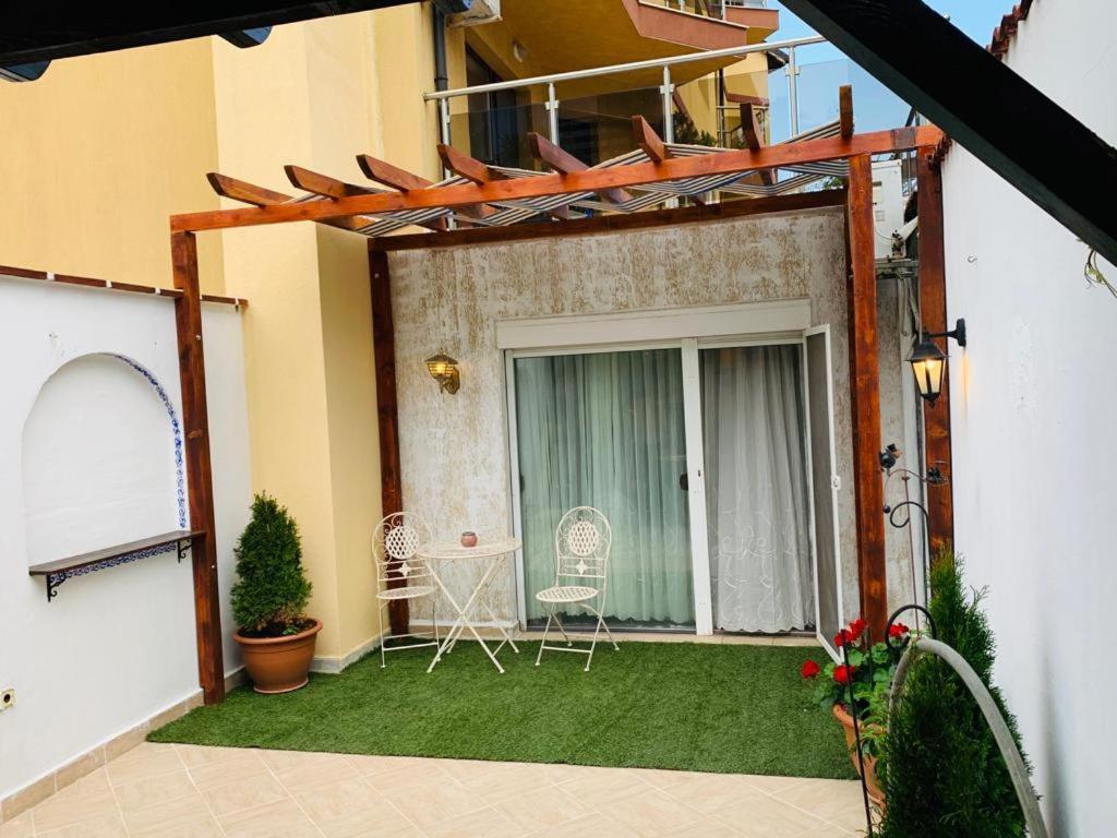 Vasiliko Sea View Apartment Царёво Экстерьер фото